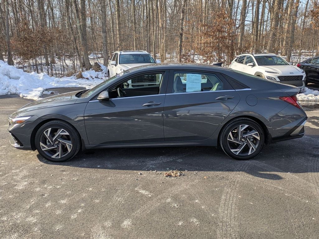 2025 Hyundai Elantra Limited