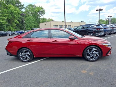 2025 Hyundai Elantra SEL Convenience