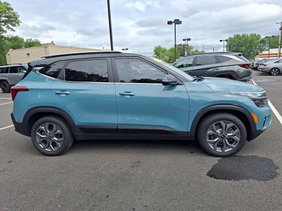 2024 Kia Seltos S