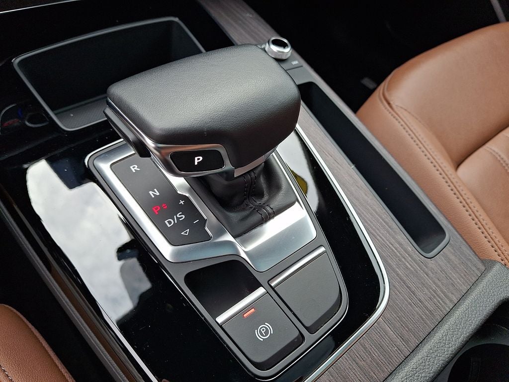 2023 Audi Q5 40 Premium quattro