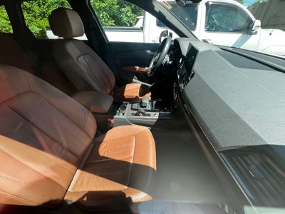 2023 Audi Q5 40 Premium quattro