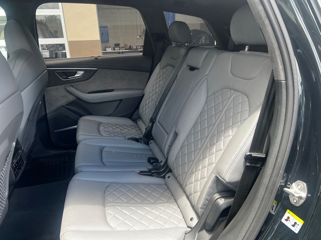 2022 Audi SQ7 Prestige quattro