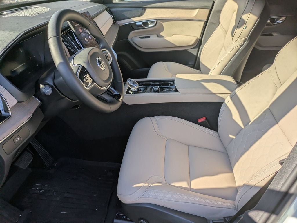 2025 Volvo XC90 B6 Plus 7-Seater 2025.5