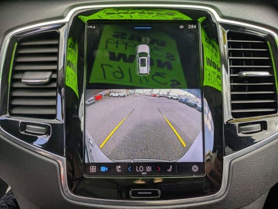 2023 Volvo XC90 B5 Plus