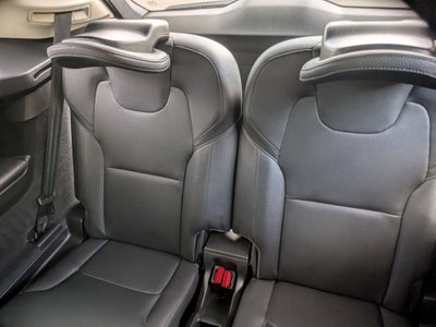 2023 Volvo XC90 B5 Plus