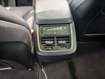 2023 Volvo XC90 B5 Plus