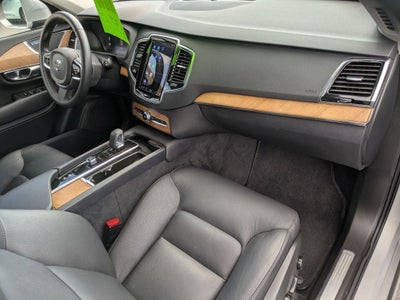 2023 Volvo XC90 B5 Plus