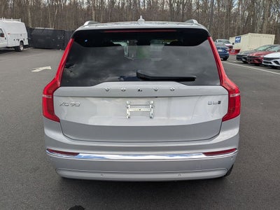 2023 Volvo XC90 B5 Plus