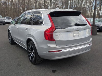 2023 Volvo XC90 B5 Plus