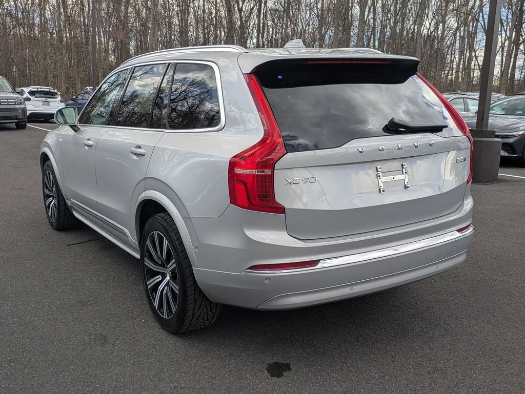 2023 Volvo XC90 B5 Plus