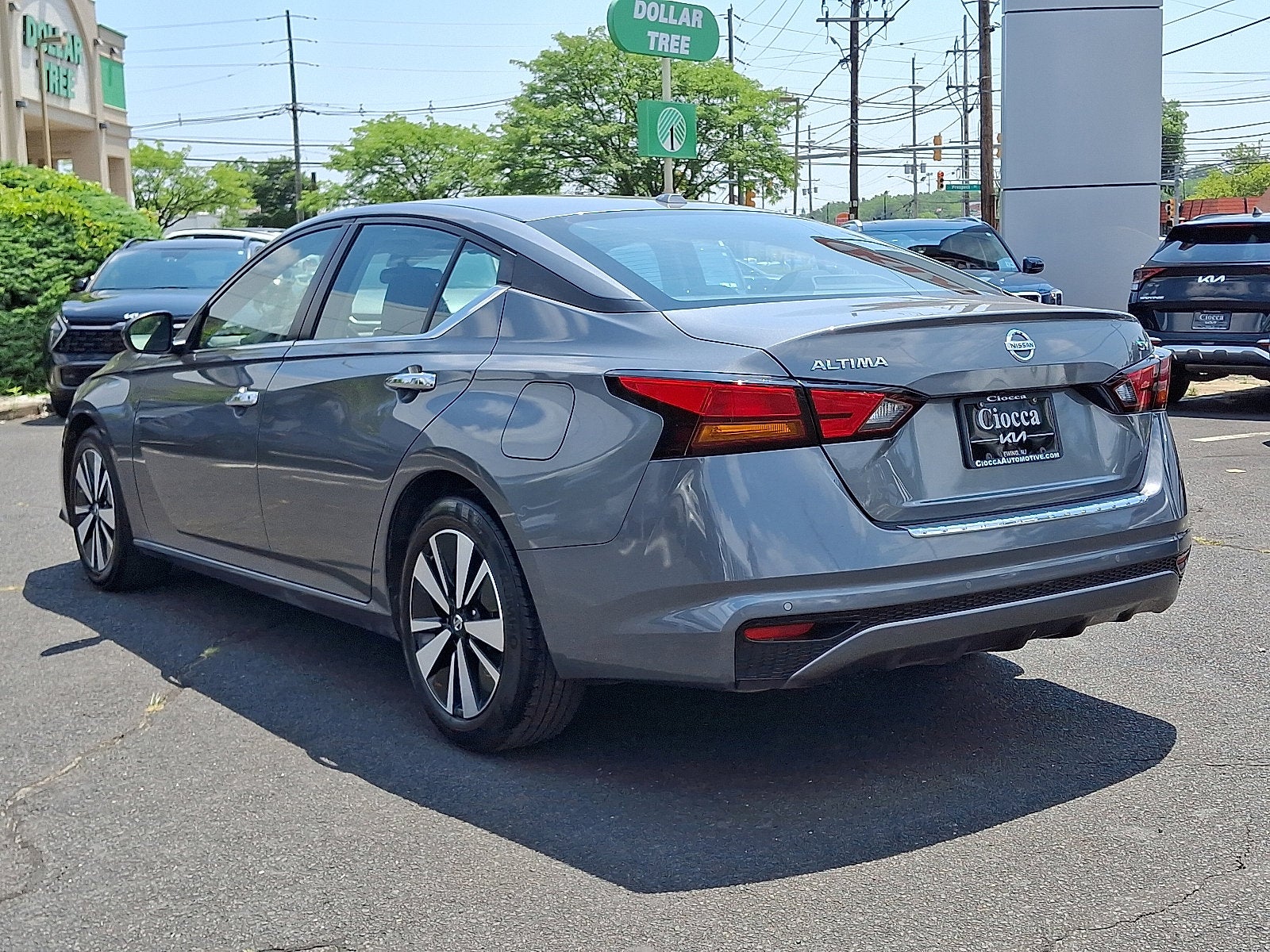 2022 Nissan Altima 2.5 SV