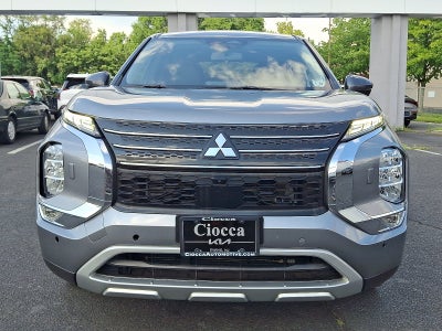 2022 Mitsubishi Outlander SE