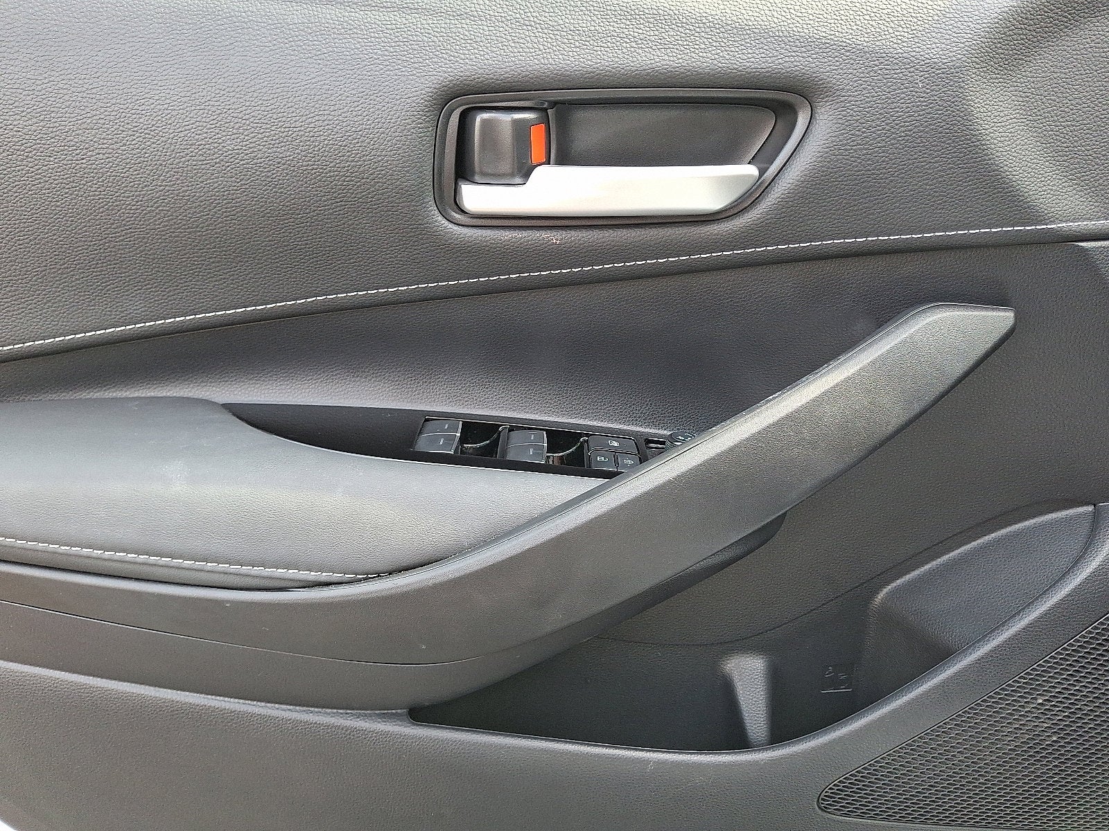 2022 Toyota Corolla Hatchback SE