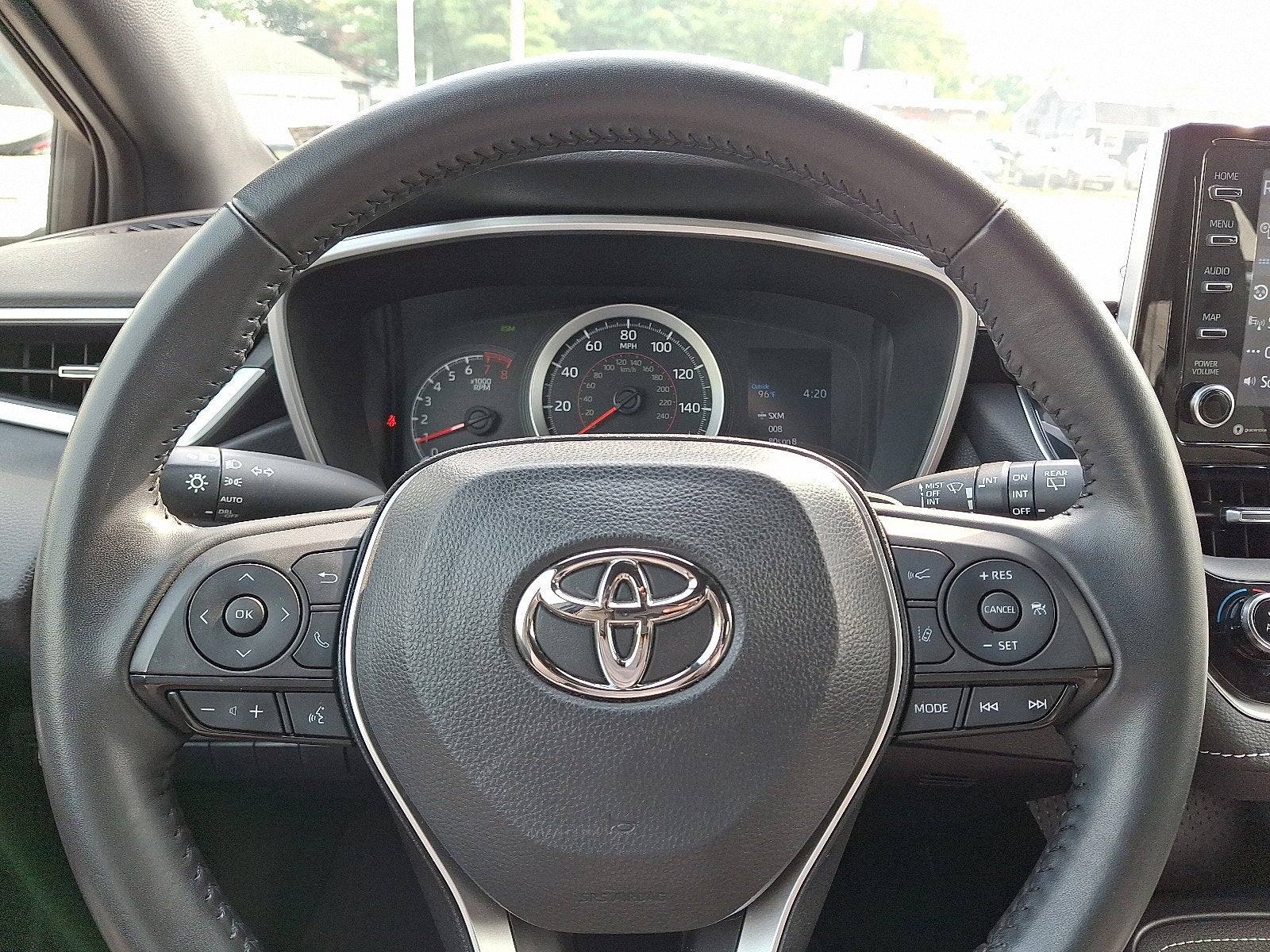 2022 Toyota Corolla Hatchback SE