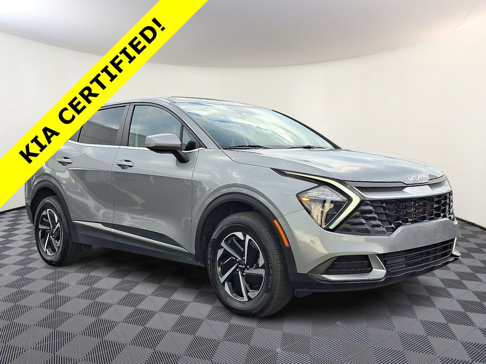 2023 Kia Sportage Hybrid LX