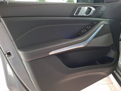 2024 BMW X5 M60i