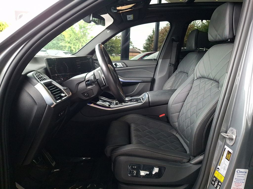 2024 BMW X5 M60i