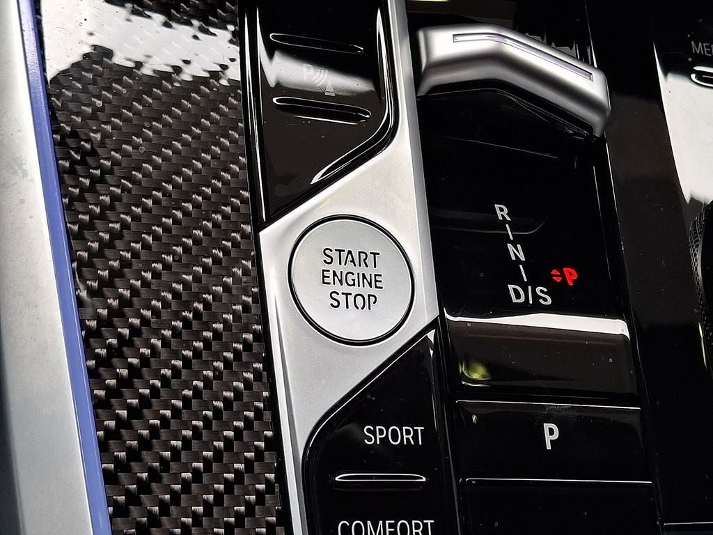 2024 BMW X5 M60i