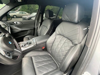 2024 BMW X5 M60i