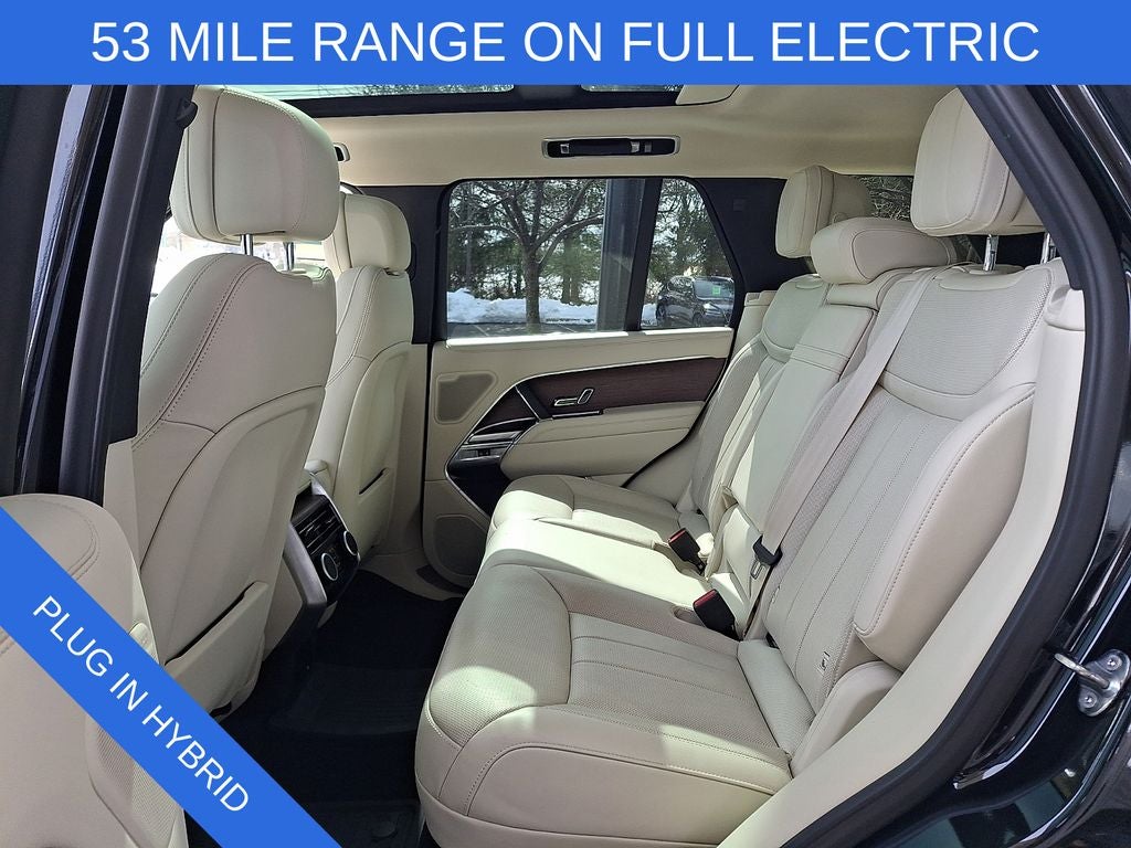 2025 Land Rover Range Rover Plug-In Hybrid SE