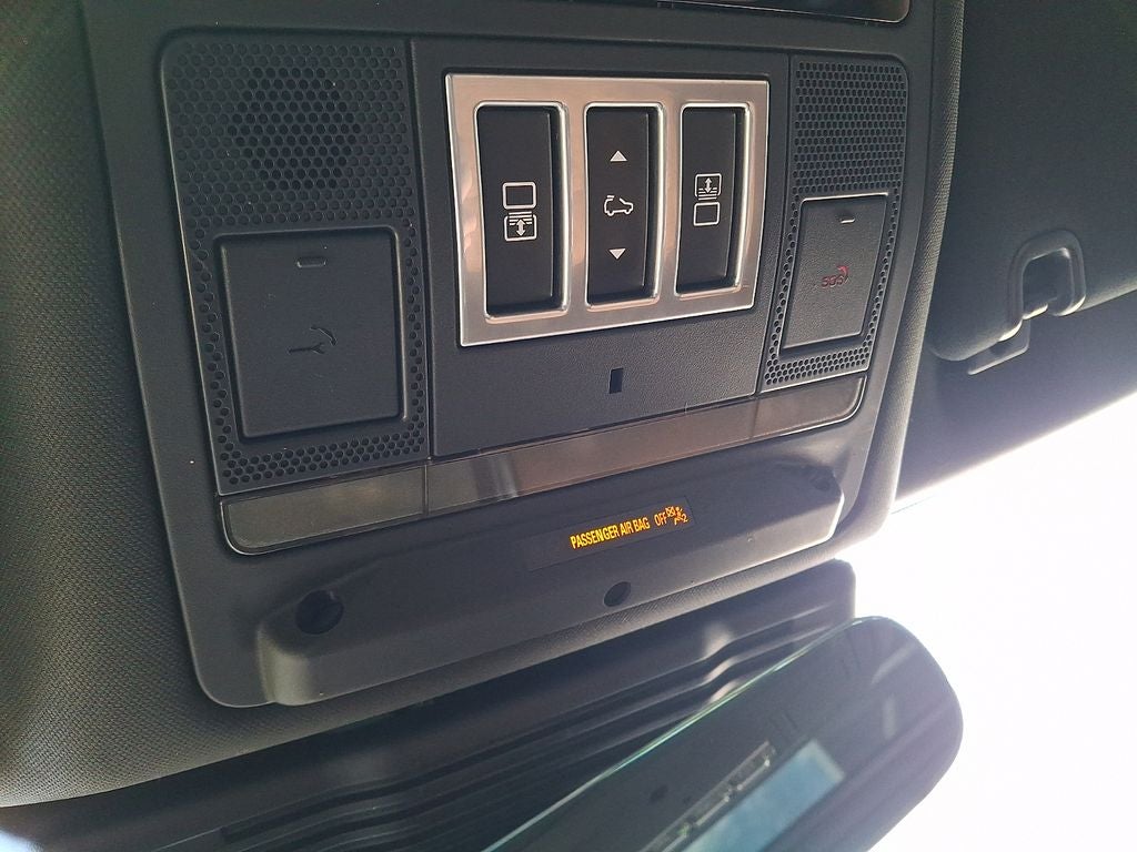 2023 Land Rover Discovery S R-Dynamic