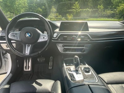2022 BMW 7 Series 750i xDrive