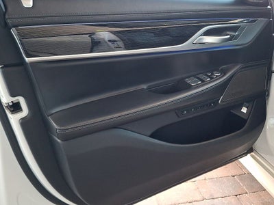 2022 BMW 7 Series 750i xDrive