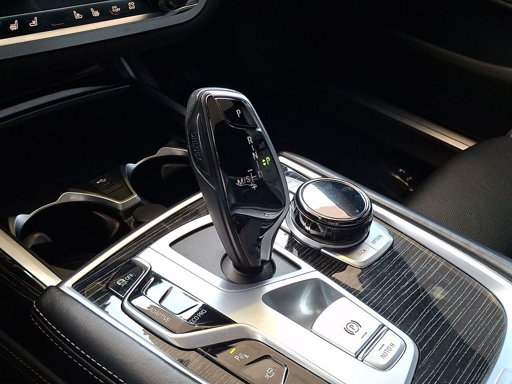 2022 BMW 7 Series 750i xDrive