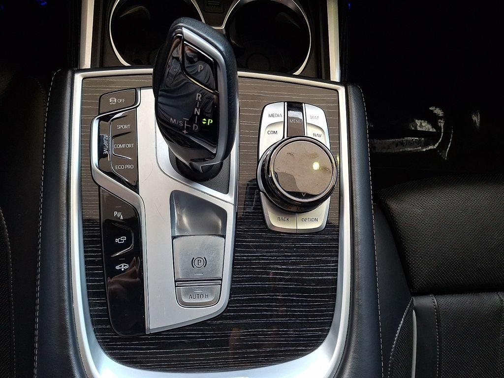 2022 BMW 7 Series 750i xDrive