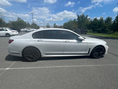 2022 BMW 7 Series 750i xDrive