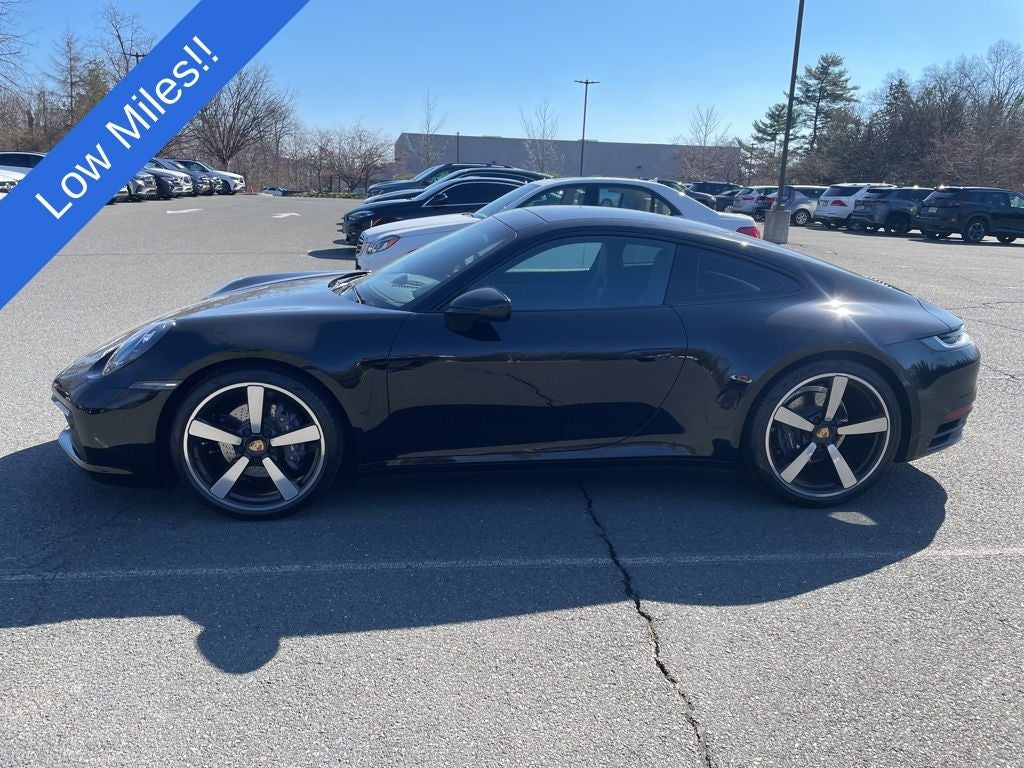 2021 Porsche 911 Carrera