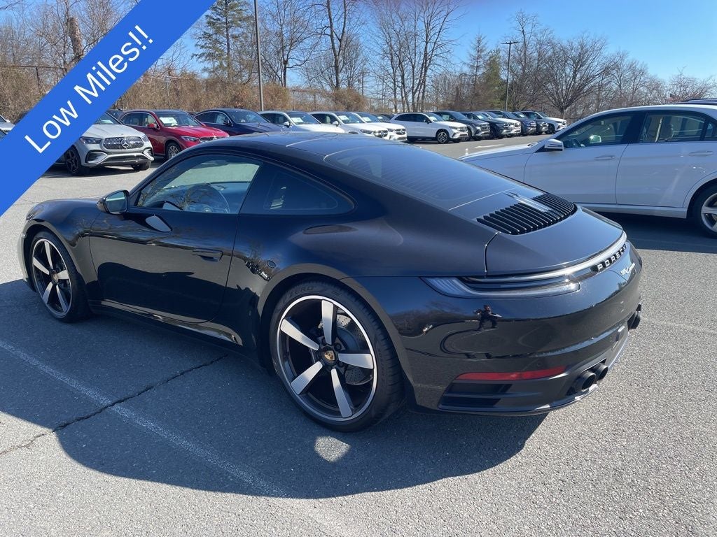 2021 Porsche 911 Carrera