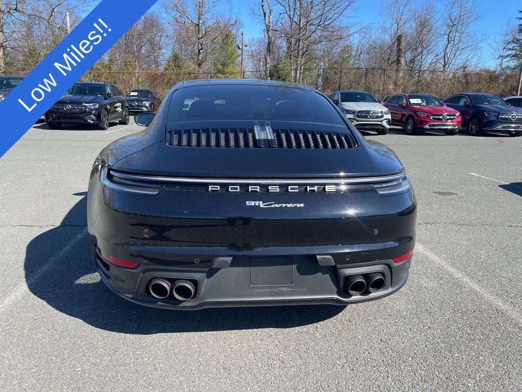 2021 Porsche 911 Carrera