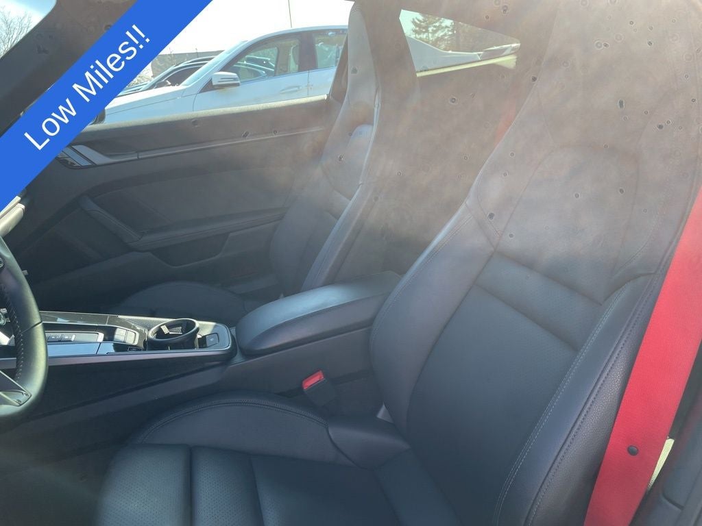 2021 Porsche 911 Carrera