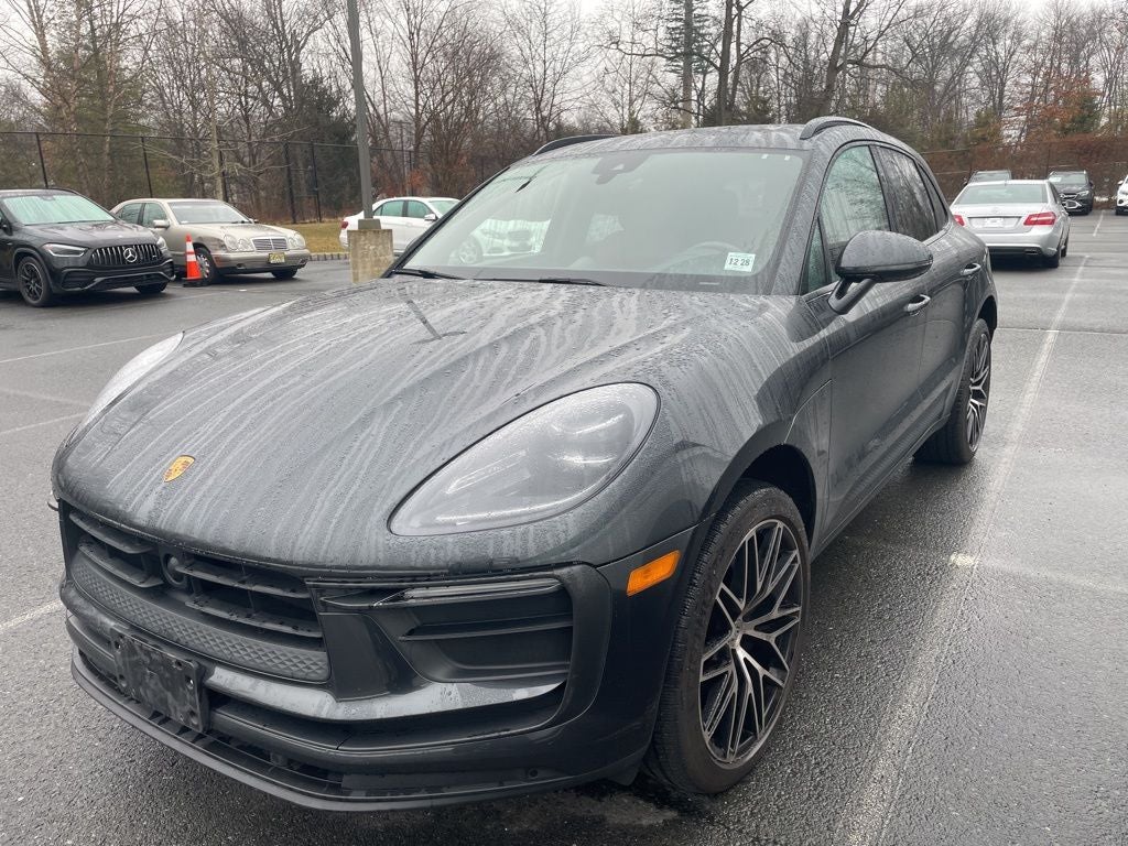 2024 Porsche Macan Base