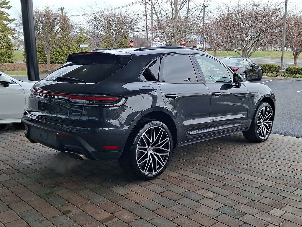 2024 Porsche Macan Base