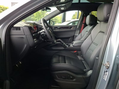 2026 Porsche Cayenne Coupe GTS