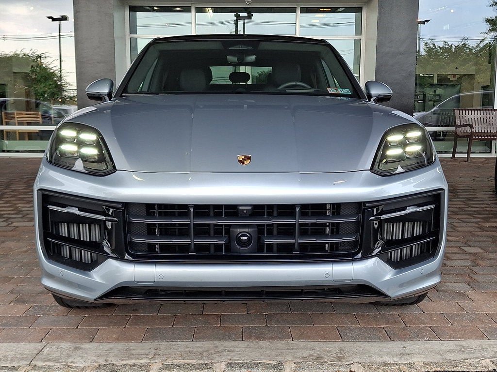 2026 Porsche Cayenne Coupe GTS