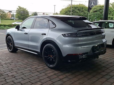 2026 Porsche Cayenne Coupe GTS