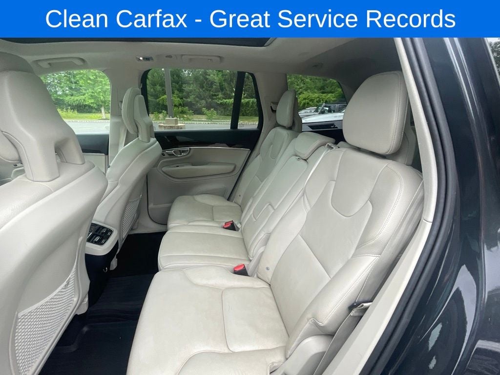 2017 Volvo XC90 T6 Momentum