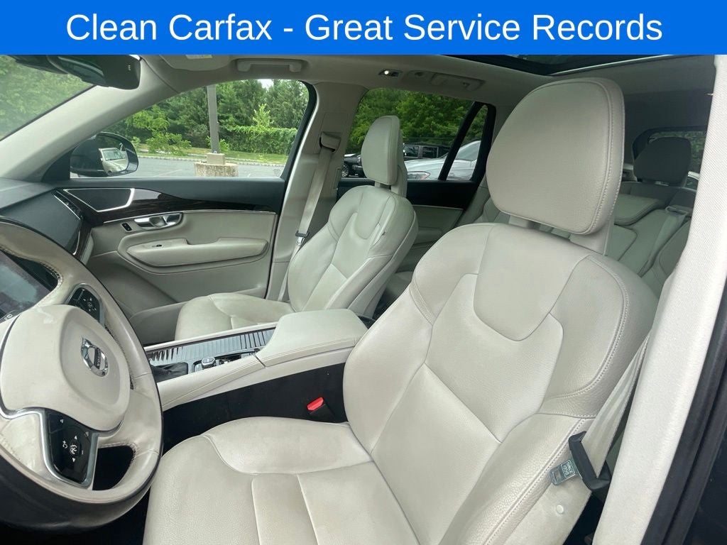 2017 Volvo XC90 T6 Momentum