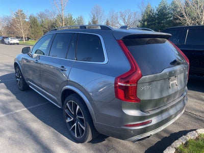 2018 Volvo XC90 T6 Momentum