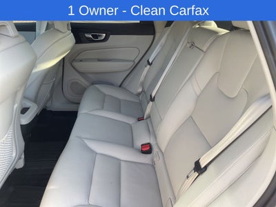 2024 Volvo XC60 B5 Plus Dark Theme