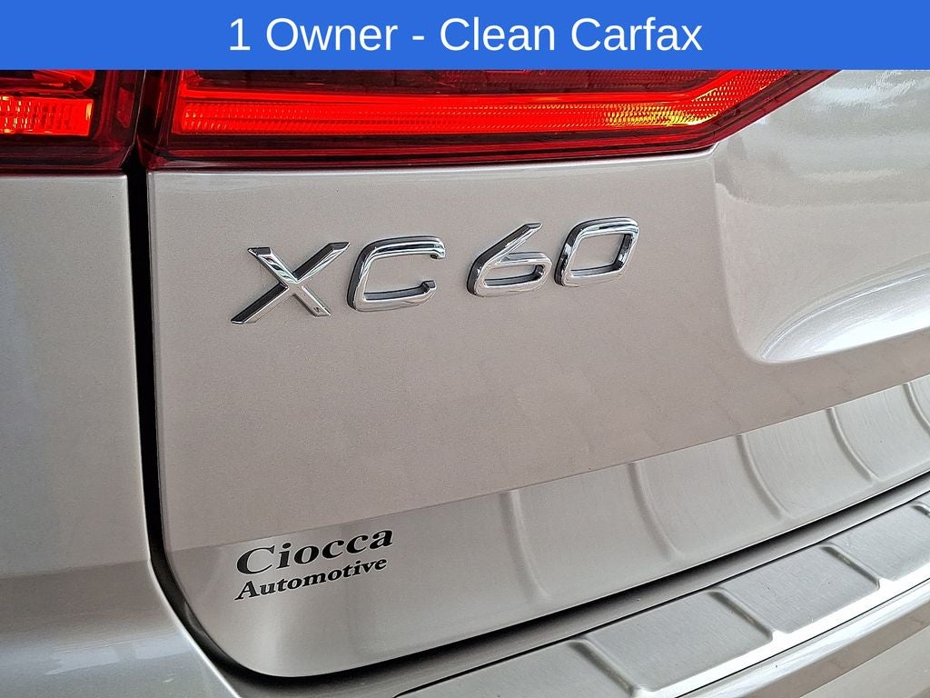 2024 Volvo XC60 B5 Plus Dark Theme