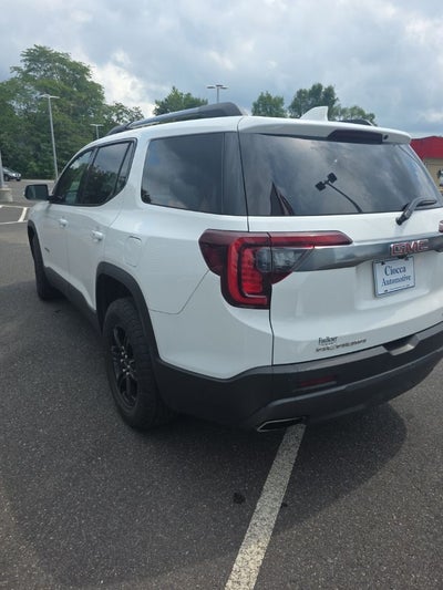 2022 GMC Acadia AT4