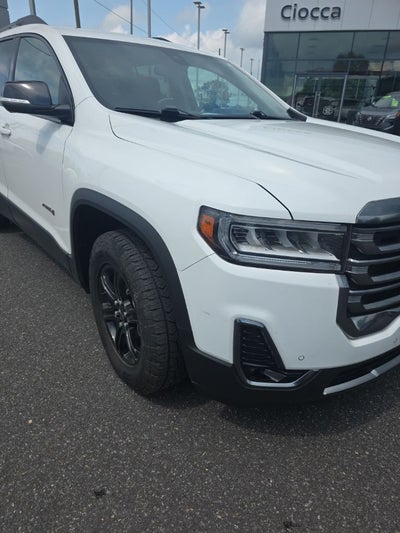 2022 GMC Acadia AT4