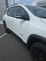 2022 GMC Acadia AT4