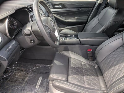 2023 Nissan Maxima Platinum