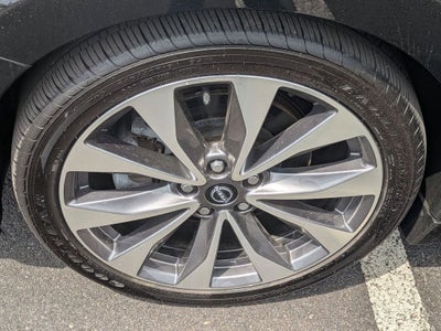 2023 Nissan Maxima Platinum
