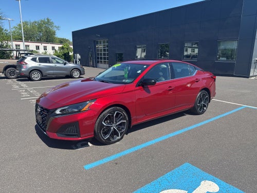 2024 Nissan Altima 2.5 SR